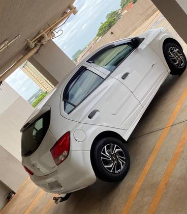CHEVROLET ONIX 1.0 MPFI LS 8V FLEX 4P MANUAL CHEVROLET ONIX 1.0 MPFI LS 8V FLEX 4P MANUAL